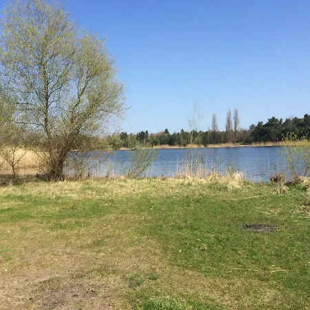 Hauschen Am Waldrand,nahe Havel *
